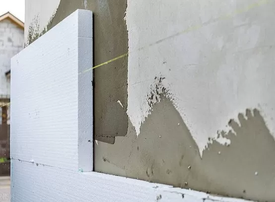 Prevención de grietas en EIFS: El papel crucial del VAE RDP en los sistemas de aislamiento exterior